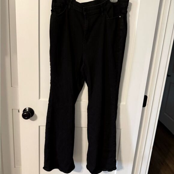 Catherines Black Flare Wide Leg Jeans - Picture 1 of 6